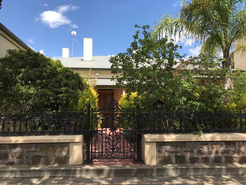 Barossa Best - Holiday Adelaide 1
