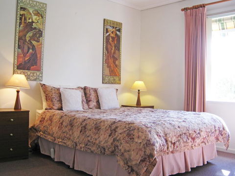 Basedow Units Tanunda - Holiday Adelaide 2