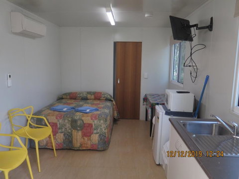 Batchelor Holiday Park - Holiday Adelaide 3