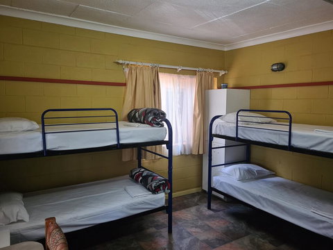 Bateman Bay Holiday Park & Batemans Bay YHA - Holiday Adelaide 2