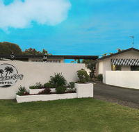 Batemans Bay Hotel - Holiday Adelaide