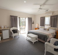 Batemans Bay Manor - Bed and Breakfast - Holiday Adelaide