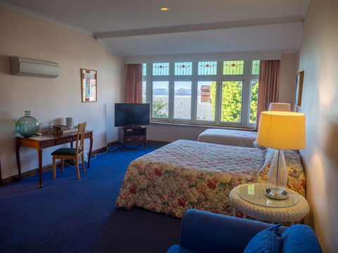 Battery Point Manor - Holiday Adelaide 1