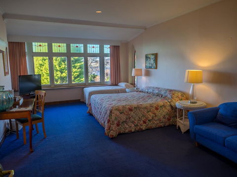 Battery Point Manor - Holiday Adelaide 2
