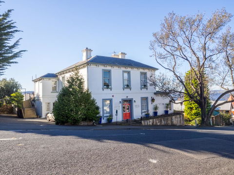 Battery Point Manor - Holiday Adelaide 0