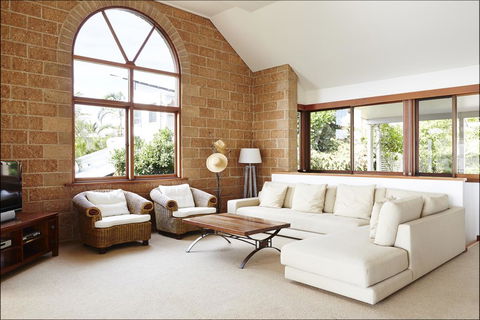 Bay Beach House - Holiday Adelaide 2