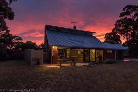 Bay Retreat Port Arthur - Holiday Adelaide 3