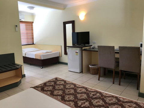 Bay Village Tropical Retreat & Apartments - Holiday Adelaide 2