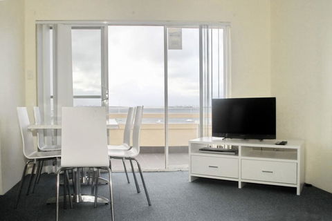 Bay Village Unit 20, 47 Shoal Bay Road - Holiday Adelaide 2