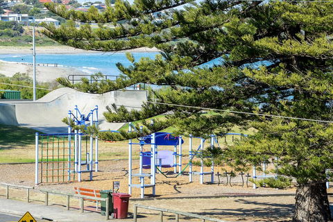 Bayline Beachfront Apartment No 4 - Holiday Adelaide 3