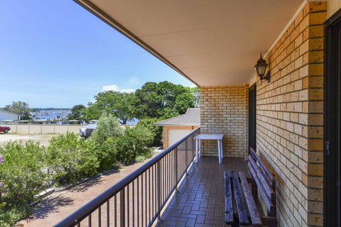 Bayside Beauty - Holiday Adelaide 2