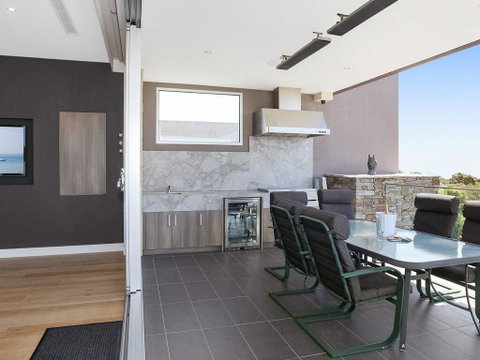 Bayview - Holiday Adelaide 1