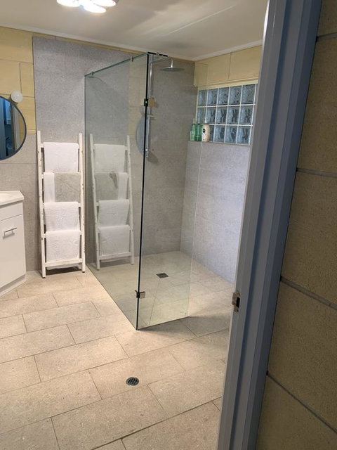 Bayview No 2 - Next To The Beach - Holiday Adelaide 1