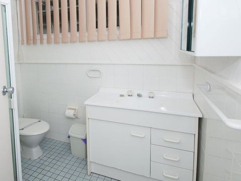 Beach Haven - Holiday Adelaide 3