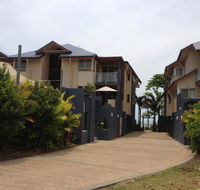 Beach House Apartment 1 - Holiday Adelaide