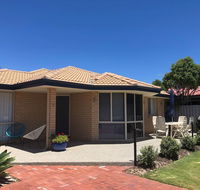 Beach House by the bay - Holiday Adelaide