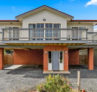 Beach House Phillip Island - Holiday Adelaide