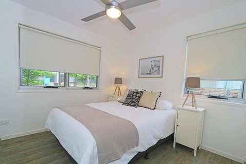 Beach Shacks #1 Casuarina - Holiday Adelaide 1