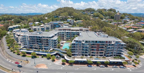 Beach Side Ocean Burleigh Heads 3 Bedroom Family Accomodation - Holiday Adelaide 0