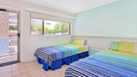Beachcomber Unit 4,- Beachside Unit - - Holiday Adelaide 3