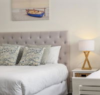Beachfront by the CC - Family friendly plunge pool steps to the beach - Holiday Adelaide