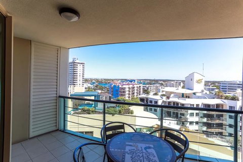 Beachfront Mooloolaba Apartment - Holiday Adelaide 1