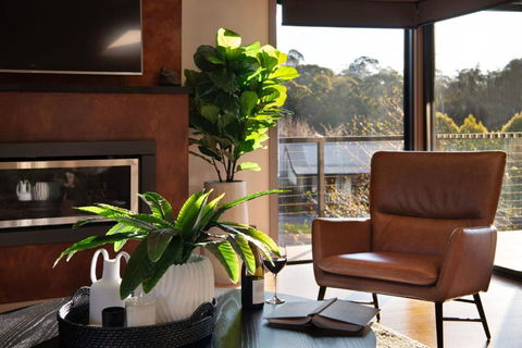 Retreat Lake Daylesford - Free Wifi - Holiday Adelaide 3