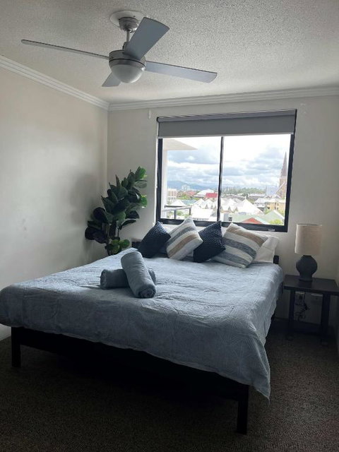 Republic Apartment - Holiday Adelaide 1