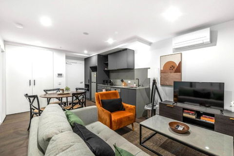 Reid City Escape Modern Stay In ACT - Holiday Adelaide 2
