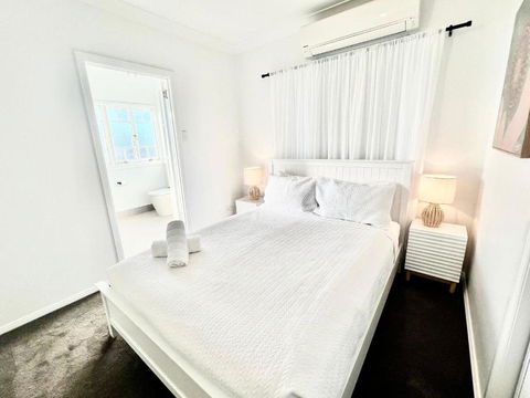 Renovated Queenslander - Upstairs 2km To Stadium - Holiday Adelaide 2
