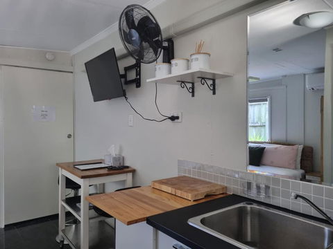 Redcliffe Homestay - Holiday Adelaide 3