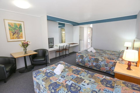 Reef Resort Motel - Holiday Adelaide 2