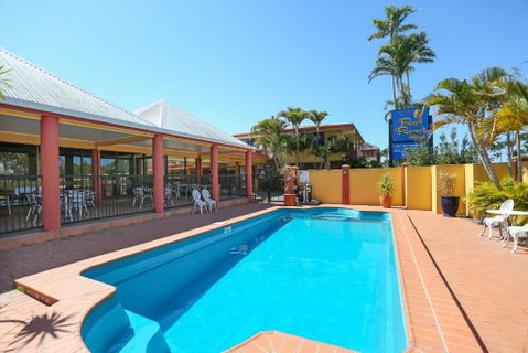 Reef Resort Motel - Holiday Adelaide 0
