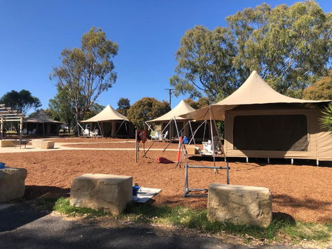 Reflections Lake Keepit - Holiday Park - Holiday Adelaide 1