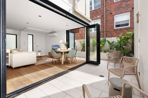 Relaxed Beachside Townhouse - Holiday Adelaide 2