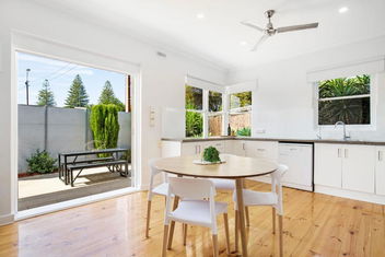 Relaxing 3BR Beachside Haven Grange with Holiday Adelaide