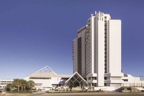 Rendezvous Hotel Perth Scarborough - Holiday Adelaide 1