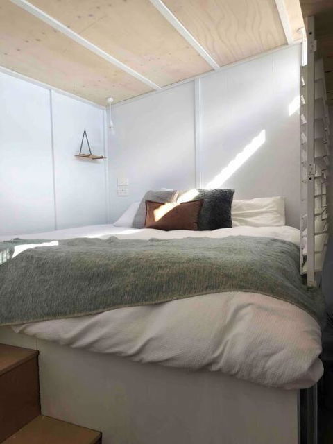 ReThynk Unique Tiny Home East Jindabyne - Holiday Adelaide 1