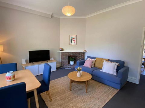 Retro Apt 6 Mins To Victoria Quay - Holiday Adelaide 3
