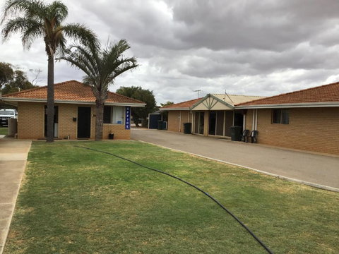 Rhodeside Lodge - Holiday Adelaide 0
