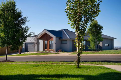 Ridge Vue Retreat - Holiday Adelaide 1