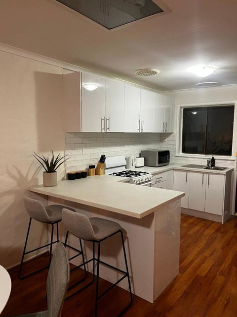 River End Unit Near Parkland - Holiday Adelaide 3