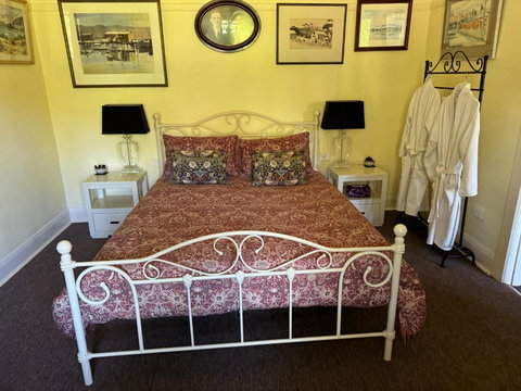 River Front Estate - Holiday Adelaide 1