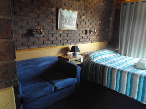 Rivergum Motel - Holiday Adelaide 2