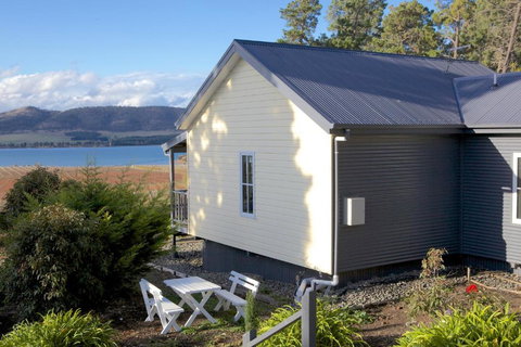 Riversdale Estate Cottages - Holiday Adelaide 3