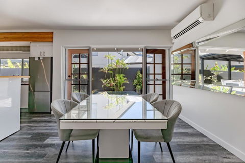 Riverside Noosa Sanctuary, Steps To Gympie Terrace - Holiday Adelaide 2