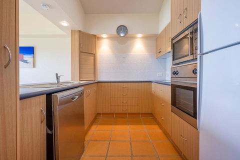 Riverview Apartments 2 6 Building 2 Unit 6 - Holiday Adelaide 3