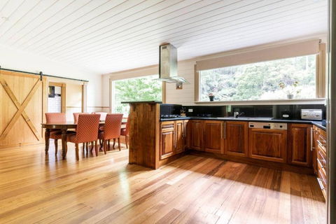 Riverwood Cottage, Accessible Accommodation - Holiday Adelaide 1