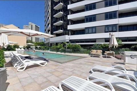 Ruby - Self Contained, Privately Managed Apartments - Holiday Adelaide 1