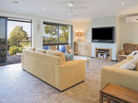 Roanjoka Dromana - Holiday Adelaide 1